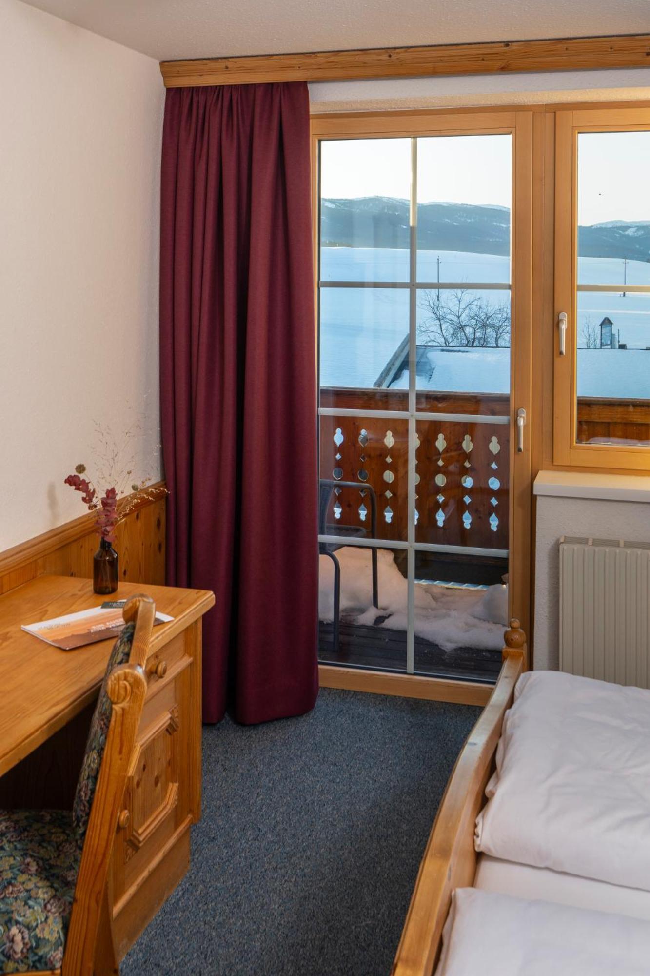 Wander- Und Wellnesshotel Kanzler Bad Mitterndorf Exterior foto