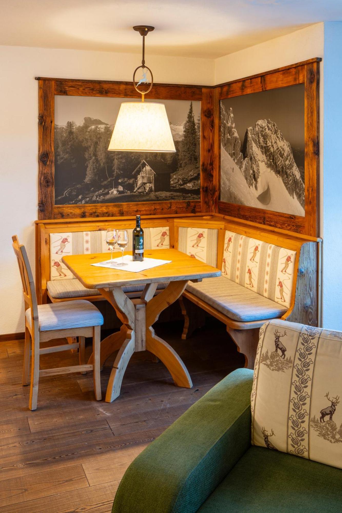 Wander- Und Wellnesshotel Kanzler Bad Mitterndorf Exterior foto