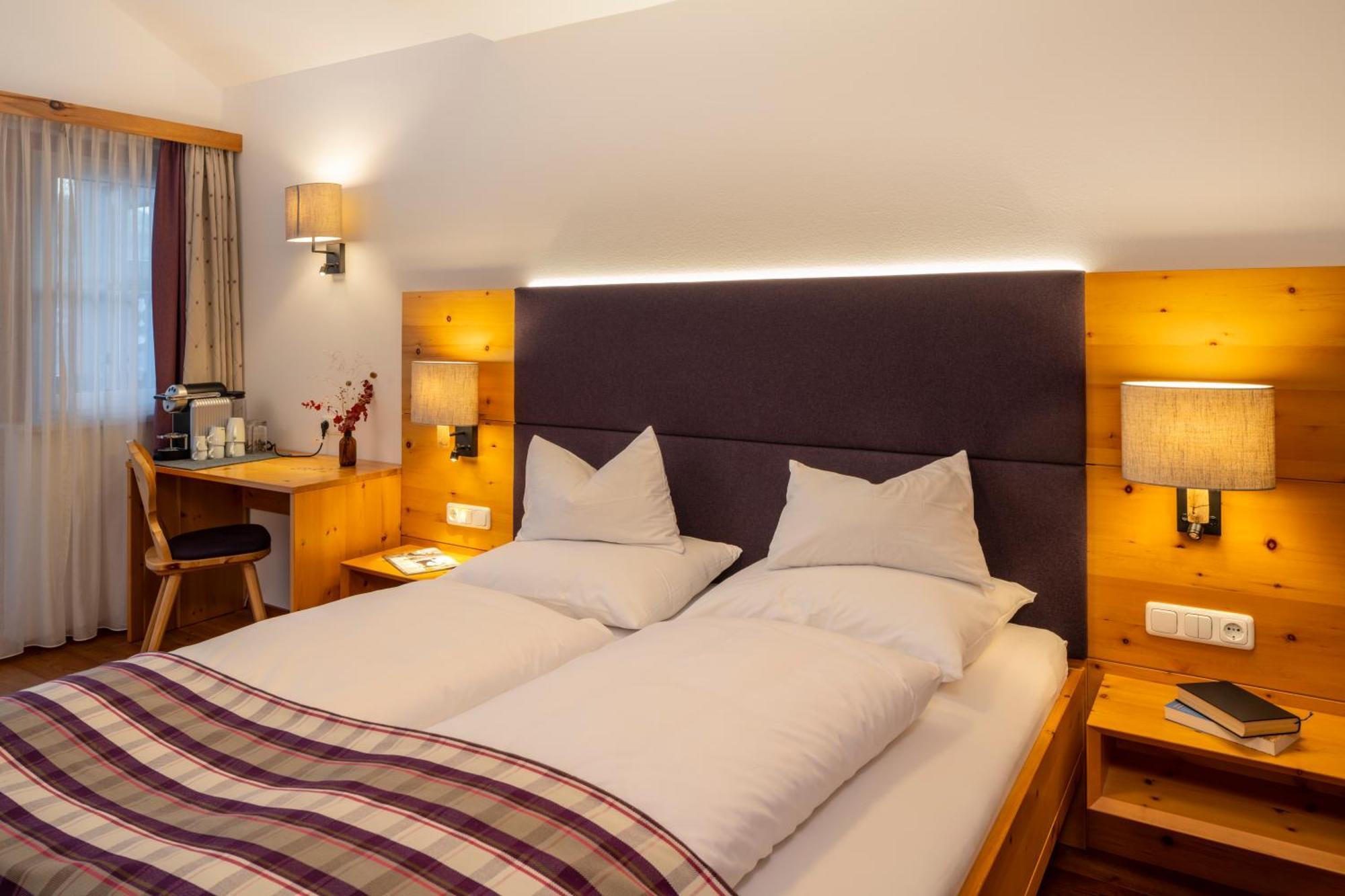 Wander- Und Wellnesshotel Kanzler Bad Mitterndorf Exterior foto